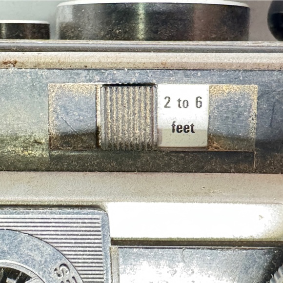 📸 Vintage Kodak Instamatic X-45 Camera – Retro 126 Film Mid Century Display - Picture 8 of 11